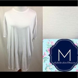 LuLaRoe Patrick Men's Med M Tshirt Hipster Length